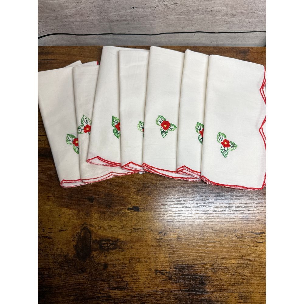 Imperial Elegance Embroidered Christmas Flower Napkins‎ Set of 7